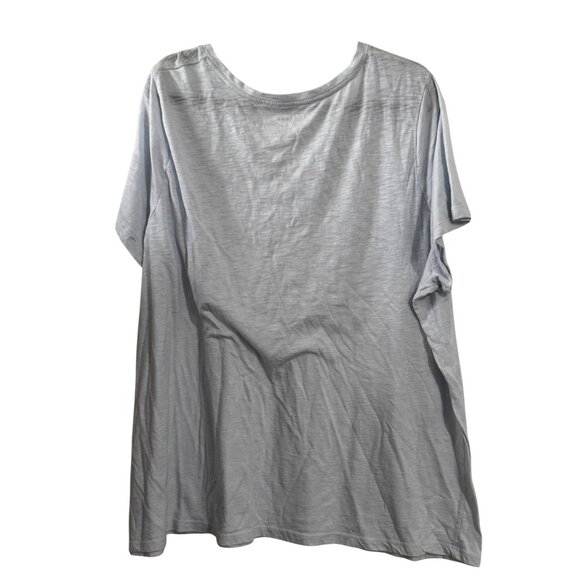 Ava & Viv Womens Plus Size Light Blue V-Neck T-Shirt - Picture 3 of 6